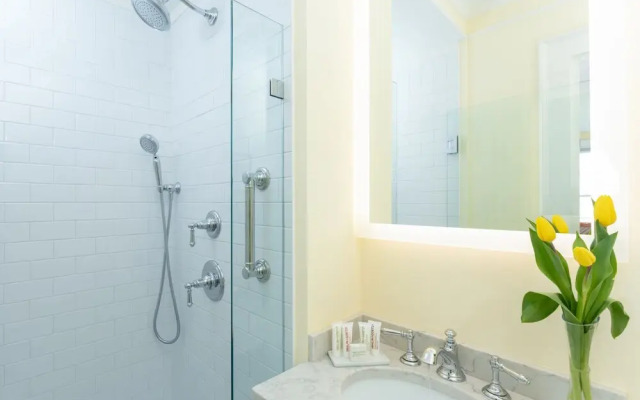 Candleberry Inn on Cape Cod