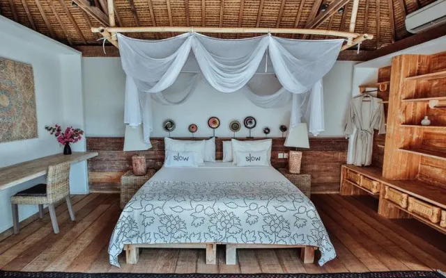 Slow Private Pool Villas