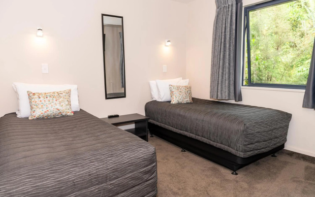 Bella Vista Motel Fox Glacier – Guest Rooms – Fox Glacier