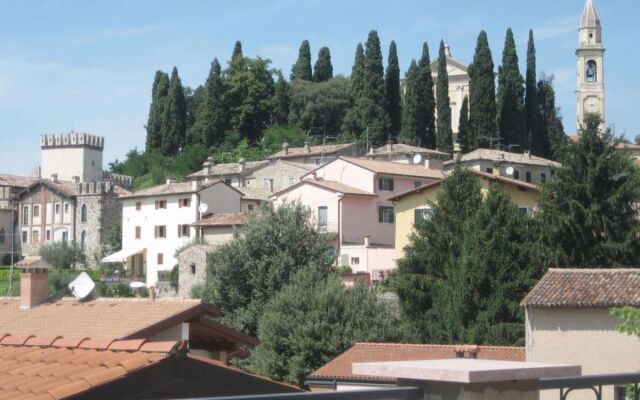 THE VILLAGE MIRó (LAZ240)