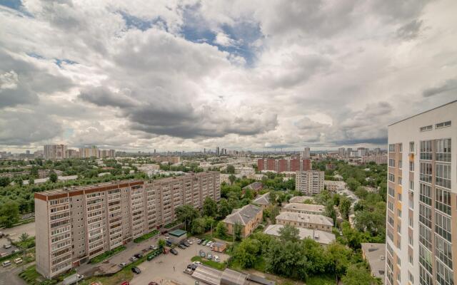 Европа Центр на улице Энтузиастов