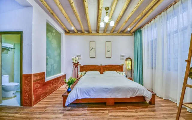 Floral Hotel Dali Cangshan Muyun
