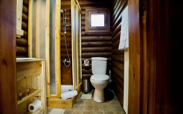 Wood Hills Hotel & Resort
