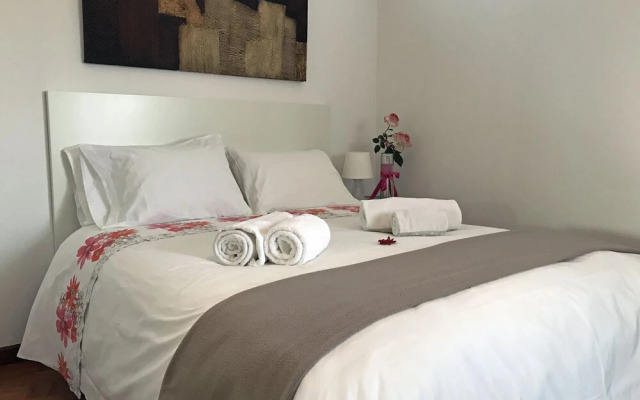 Alegria Apartment Downtown Porto, 2- 5 pax