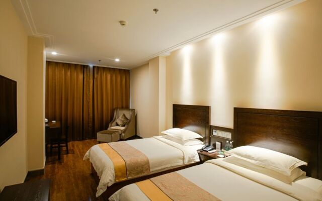 GreenTree Qinhuang Island Railway Station Business Hotel