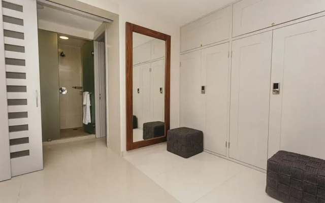 Casa Lanai 4 Bedroom Condo by RedAwning