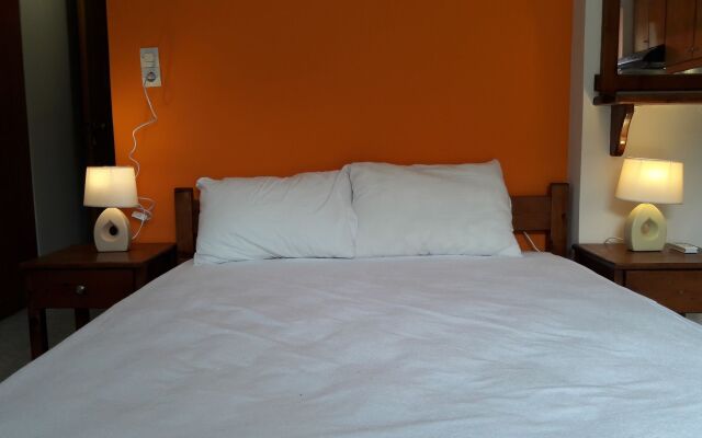 Orange Fodele