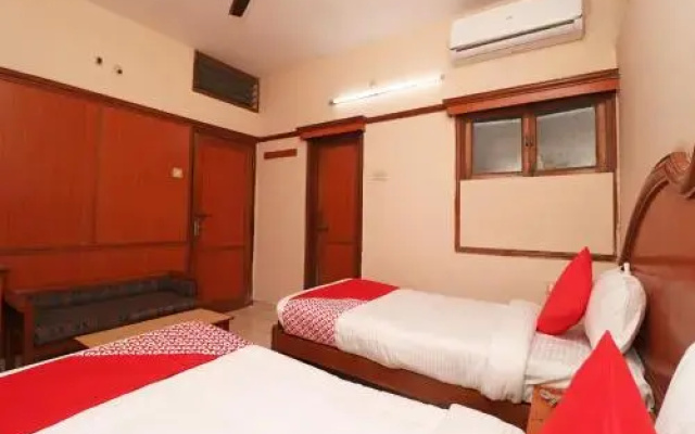 OYO 29010 Hotel Saiom Palace