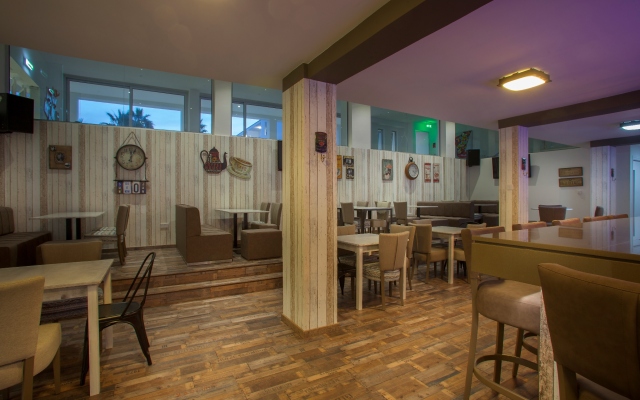 Princessa Vera Hotel Apartments