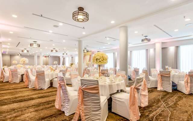 Best Western Premier Calgary Plaza Hotel & Conference Centre