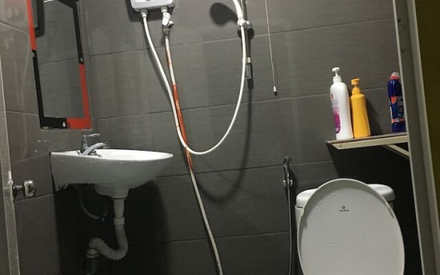 Can Tho Riverside Hostel