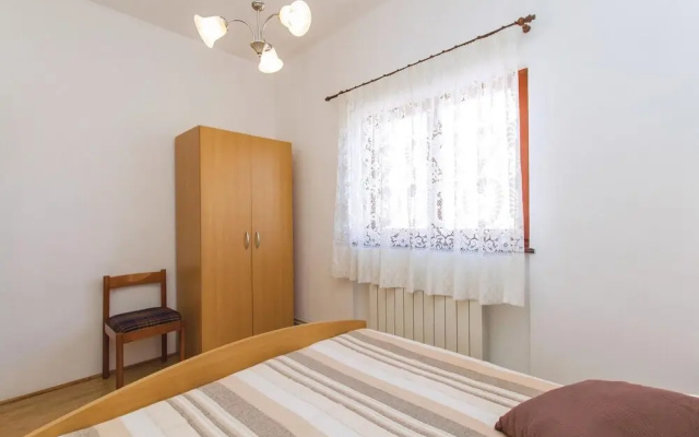 Beautiful Home in Labin With Wifi and 4 Bedrooms