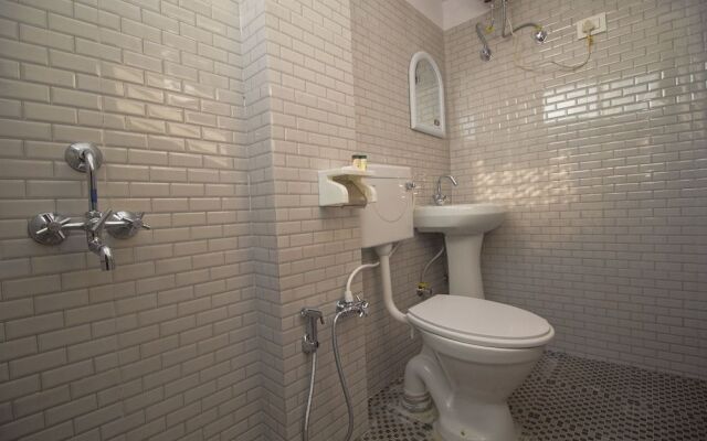 OYO 18536 Batasia Guest House