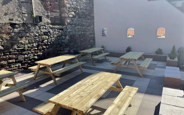 The Harbour Inn