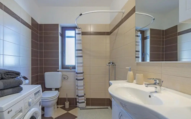 Nice Home in Galizana With Wifi and 2 Bedrooms