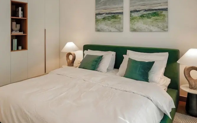 Stylish 1BR Apartment in La Sirene