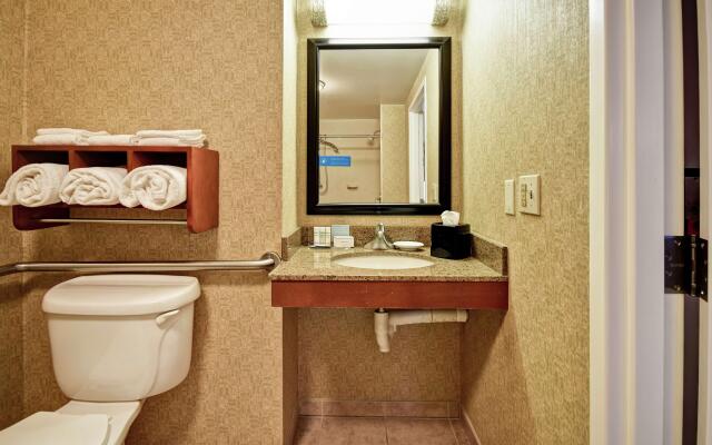 Hampton Inn St. Louis/Westport