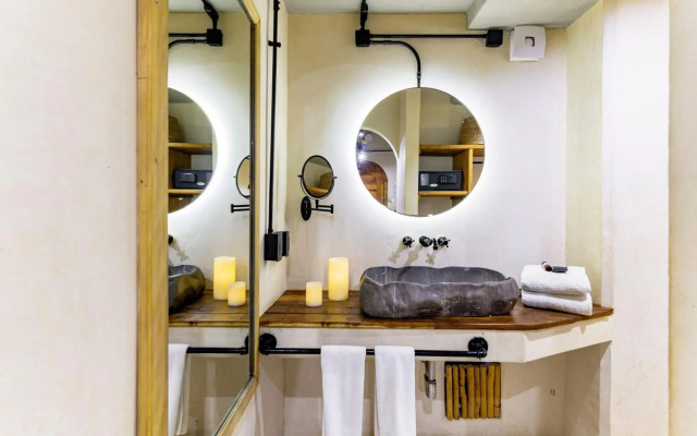 Caribbean Paradise Hotel & Spa - 5th Avenue