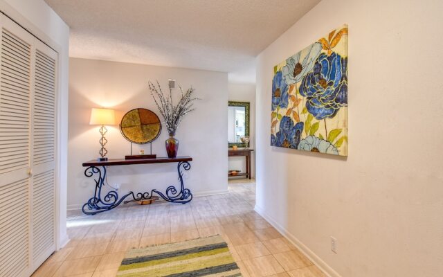 Spinnakers Reach by Vtrips