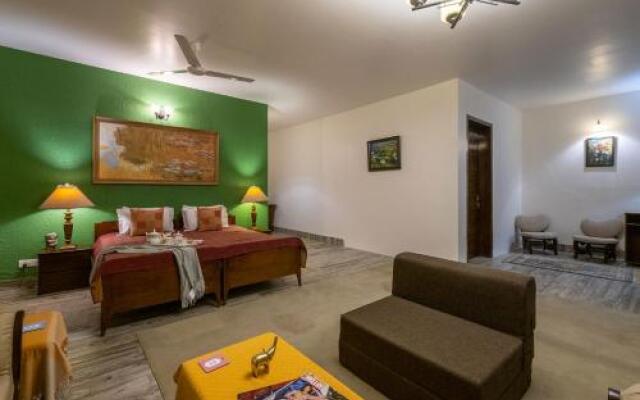 The Hideout by Vista Rooms