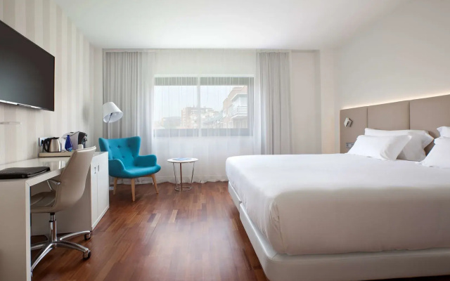 Отель NH Madrid Ventas