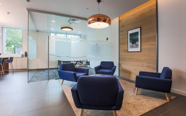 Watermark Kendall West by Bluebird Suites