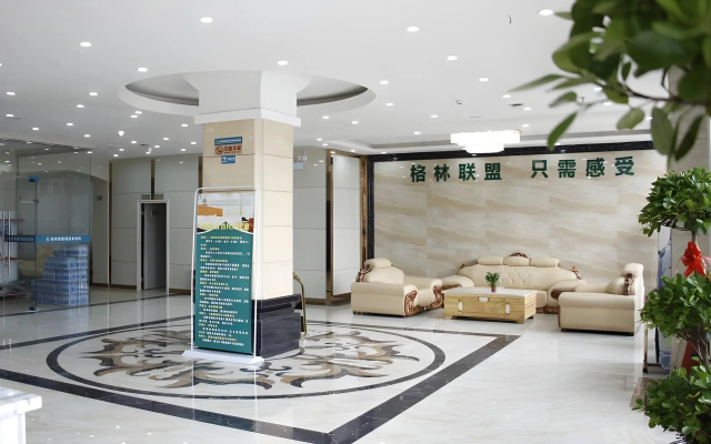 GreenTree Alliance Yichun Fengcheng Jianyi Avenue Hotel