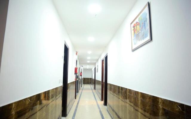 Hotel Jindal Palace