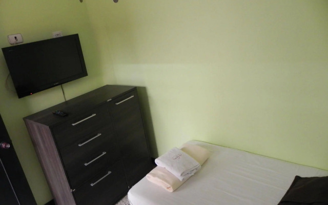 Tamarindo Inn
