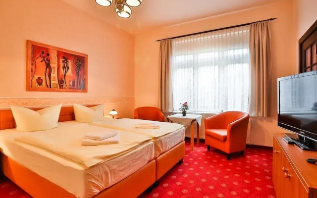 Hotel & Pension Villa Camenz