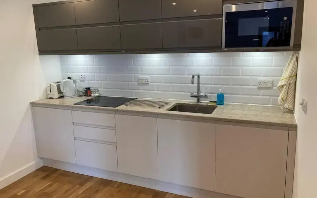 Countryside Annex- Sleeps 2, Free Parking & Garden