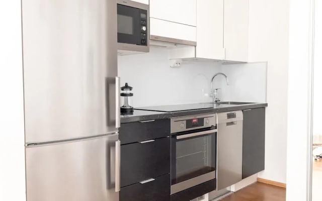 2ndhomes Cozy & Modern Top Floor Home