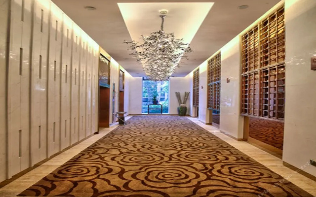 Yitel Trend Ningbo East Xincheng