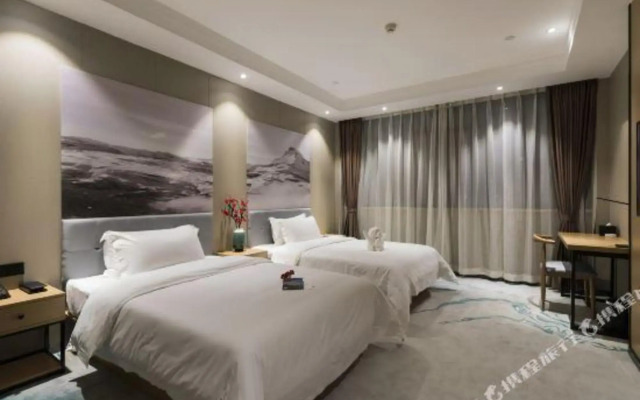 Nuist Hotel