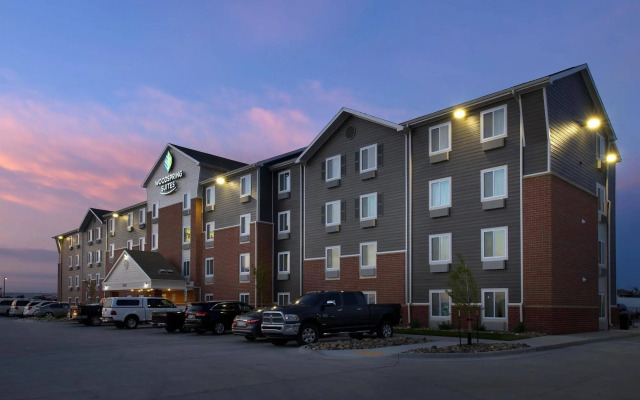 WoodSpring Suites Fargo North Near NDSU