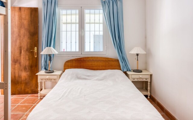 Lovely Holiday Home in Coin With Private Swimming Pool