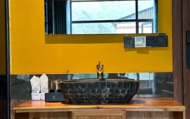 Bogong kar Hotel