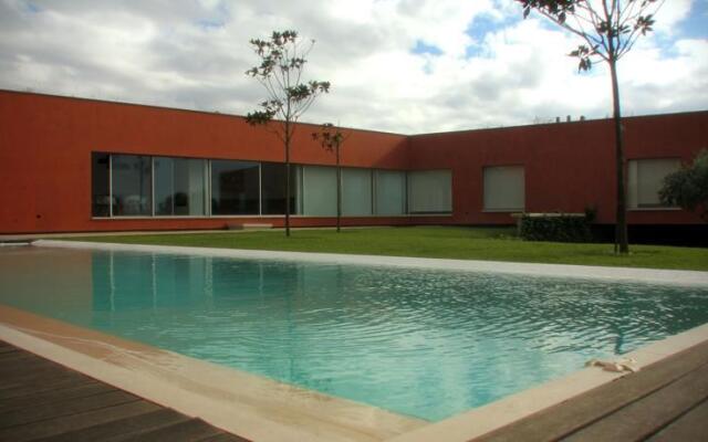 Fantastic Villa with Garden and Pool - Bom Sucesso Resort L201