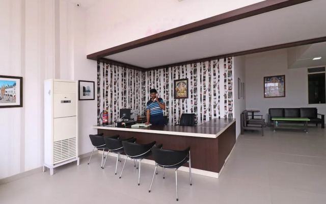 Capital O 18443 Hotel Nano