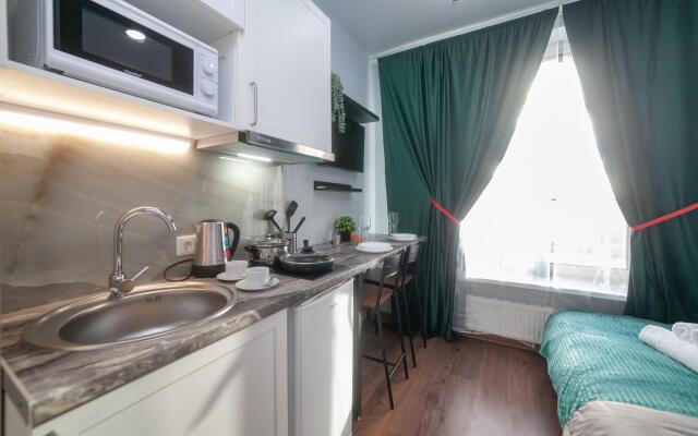 Санди на улице  Корабельная