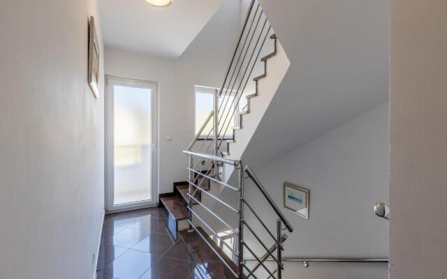 Hvar de luxe apartments 1