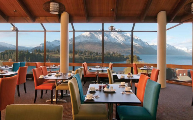 Copthorne Hotel & Apartments Queenstown Lakeview