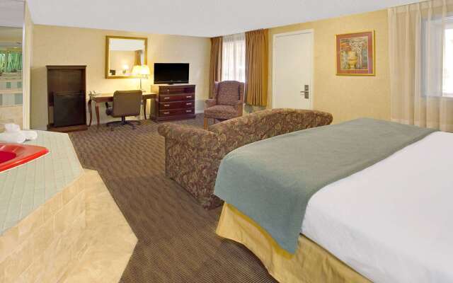 Days Inn by Wyndham Silver Spring