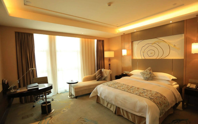 Ramada Yiyang Taojiang