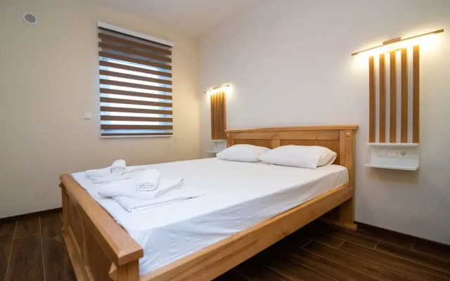 Sunset Bay Apartments