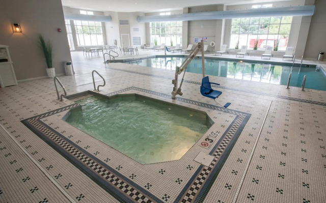 Hotel Renovo Des Moines Urbandale,Tapestry Collection Hilton