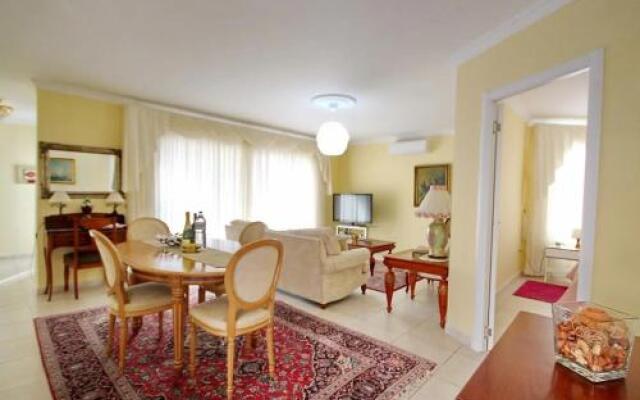 Villa Lemon