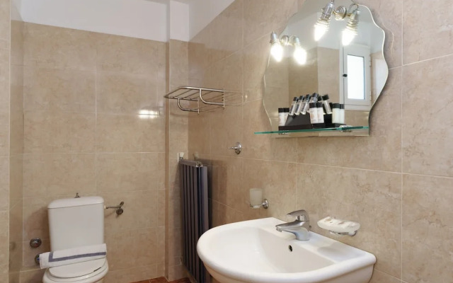 Stefania Hotel