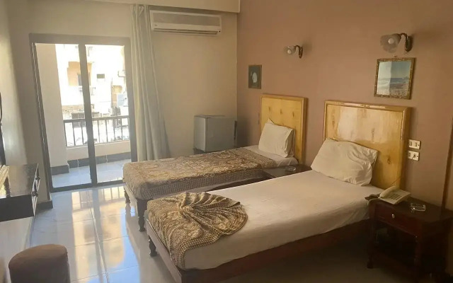 hotel shady