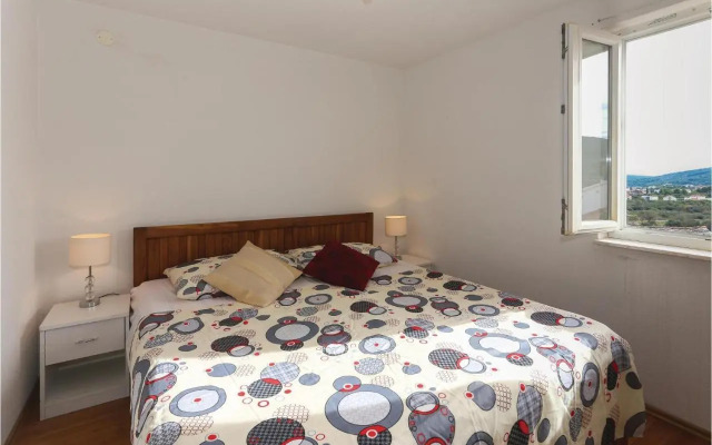 Holiday Apartment Slatine 02